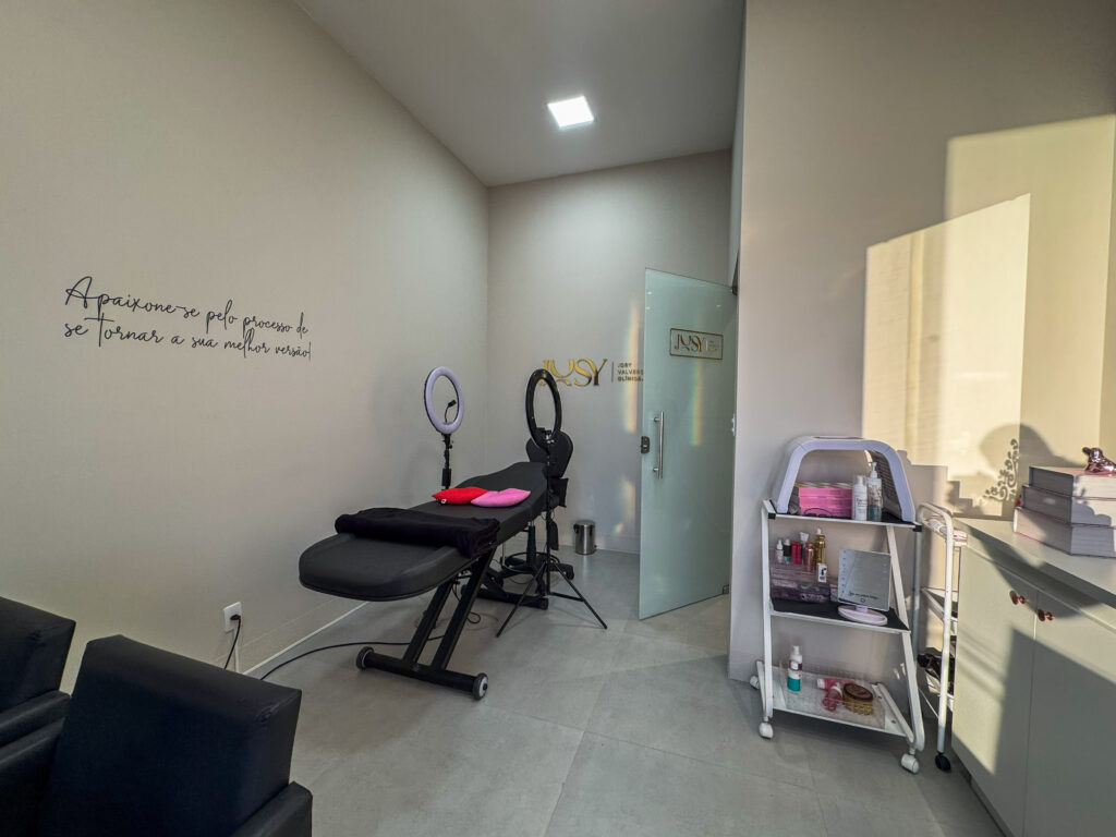 20250731_202824627_iOS